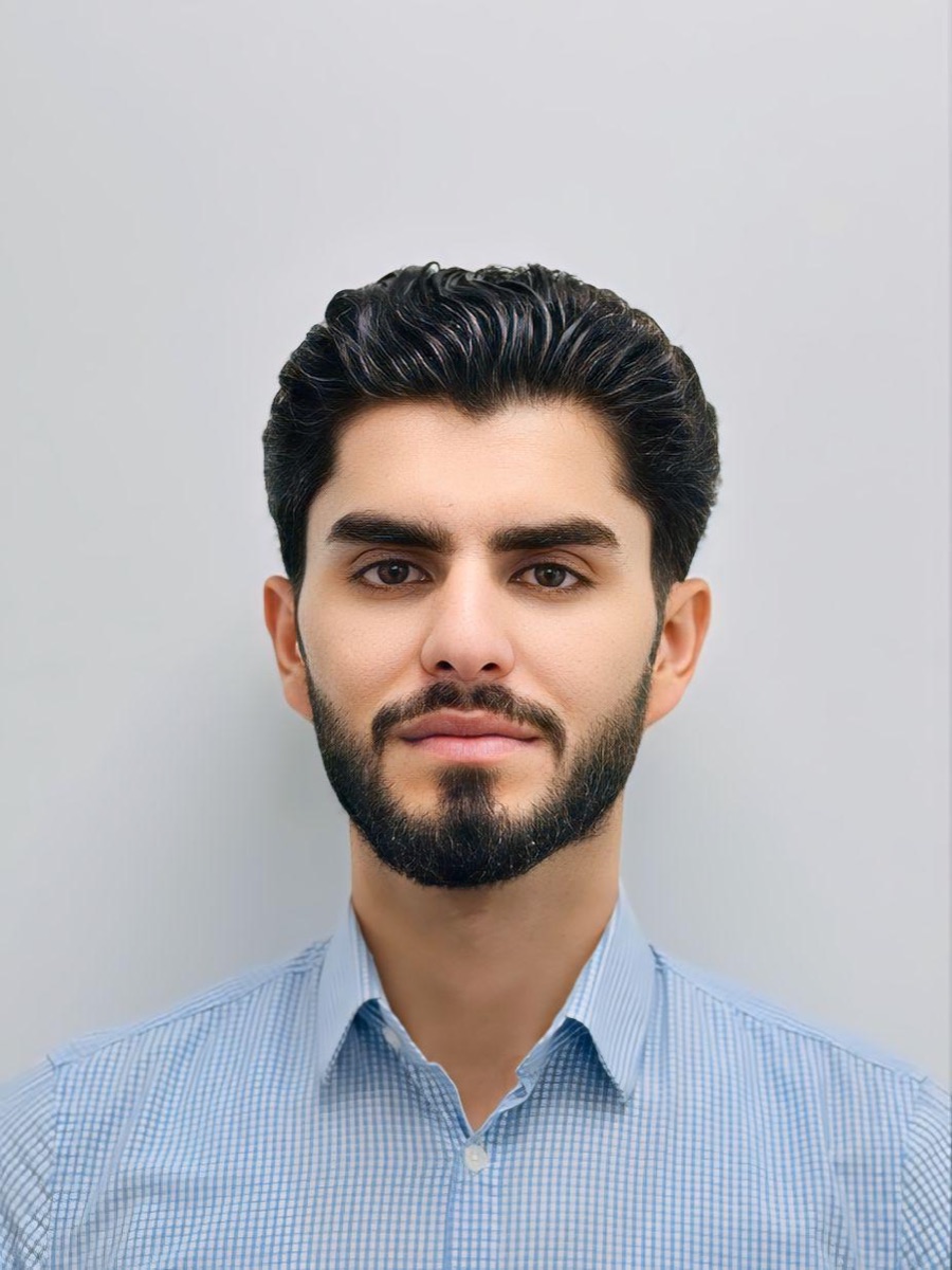 Farzad Rahmani – Sales Agent